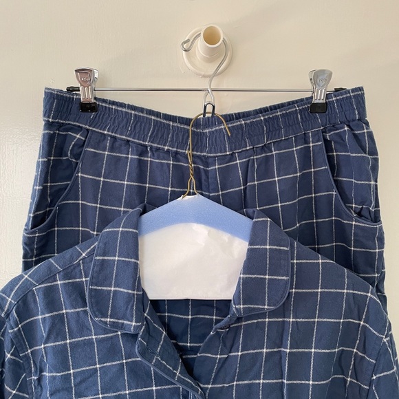 Women’s Size L Navy Flannel LAKE Pajamas - Picture 4 of 6